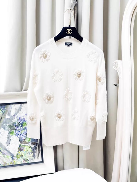 Chanel 17P ecru camellia embordered cashmere top – Wararni.com