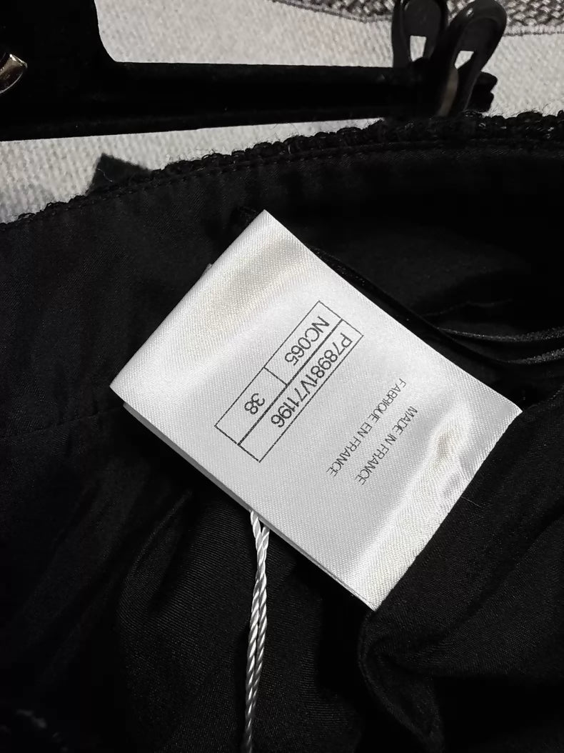 Chanel 25P black tweed Bermuda short
