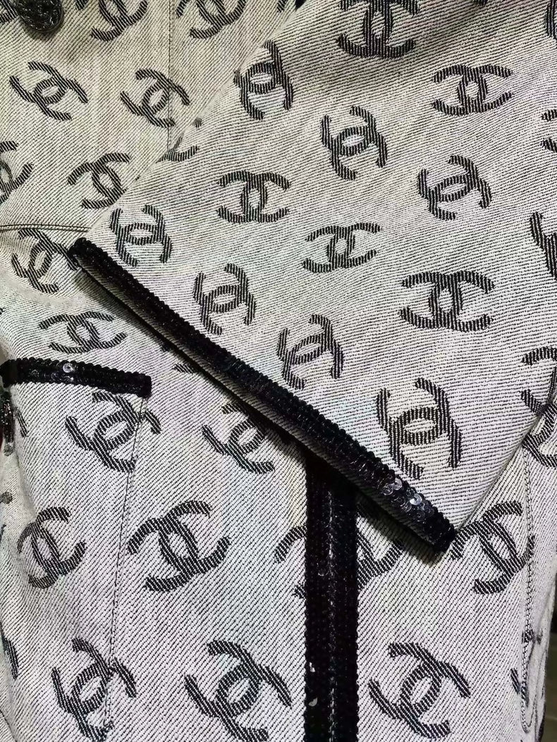 Chanel F36 grey denim jacket