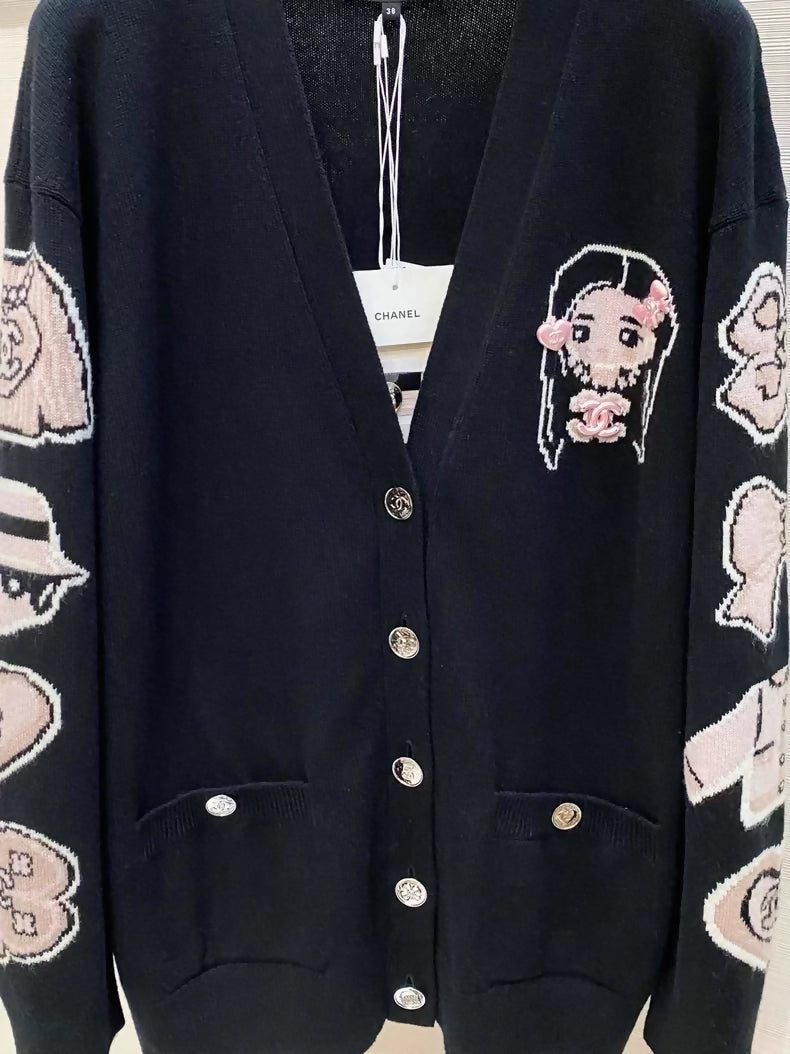 Chanel 25B black Cashmere Knit Cardigan
