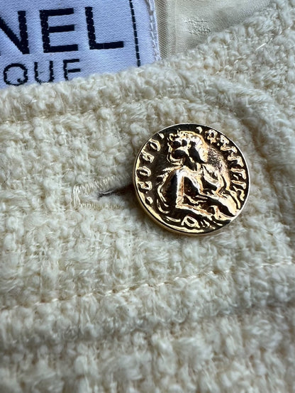 Chanel vintage light yellow jacket and skirt set