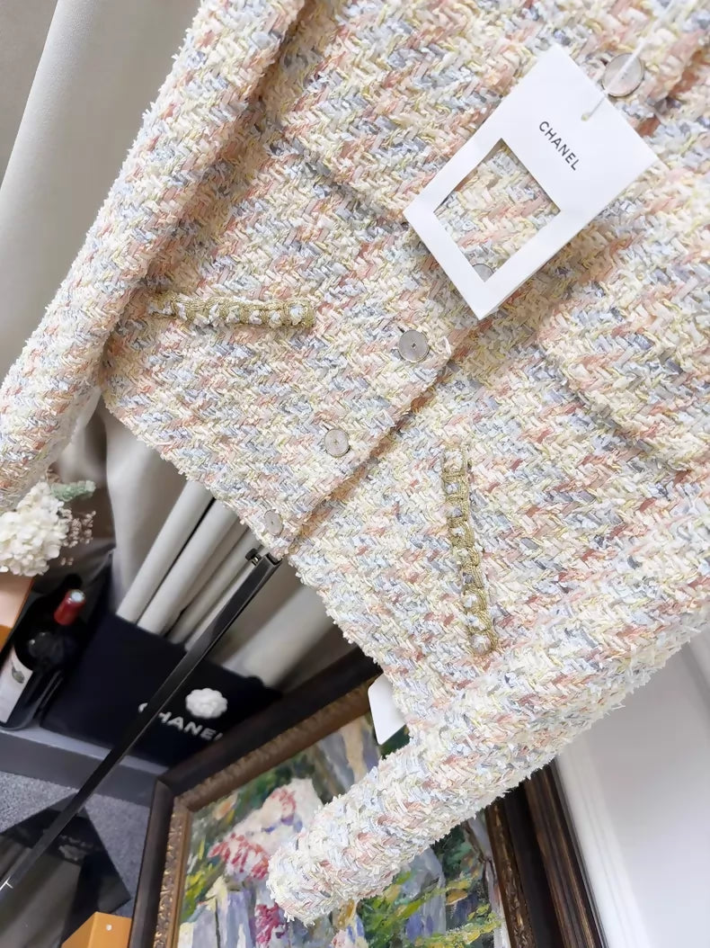 Chanel 25P Cream Yellow tweed Jacket