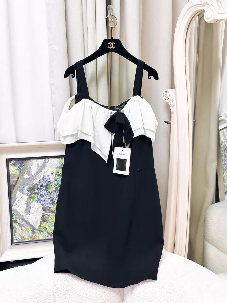Chanel 25B black dress