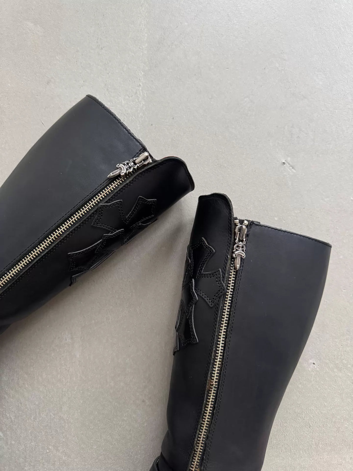 Chrome Hearts Harley Davidson Women's Trident Cross Leather Boots with Double Swords and Silver Zipper
