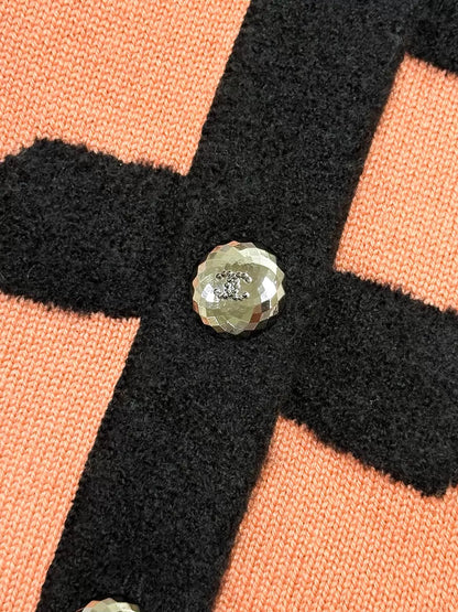 Chanel 21B salmon long cardigan