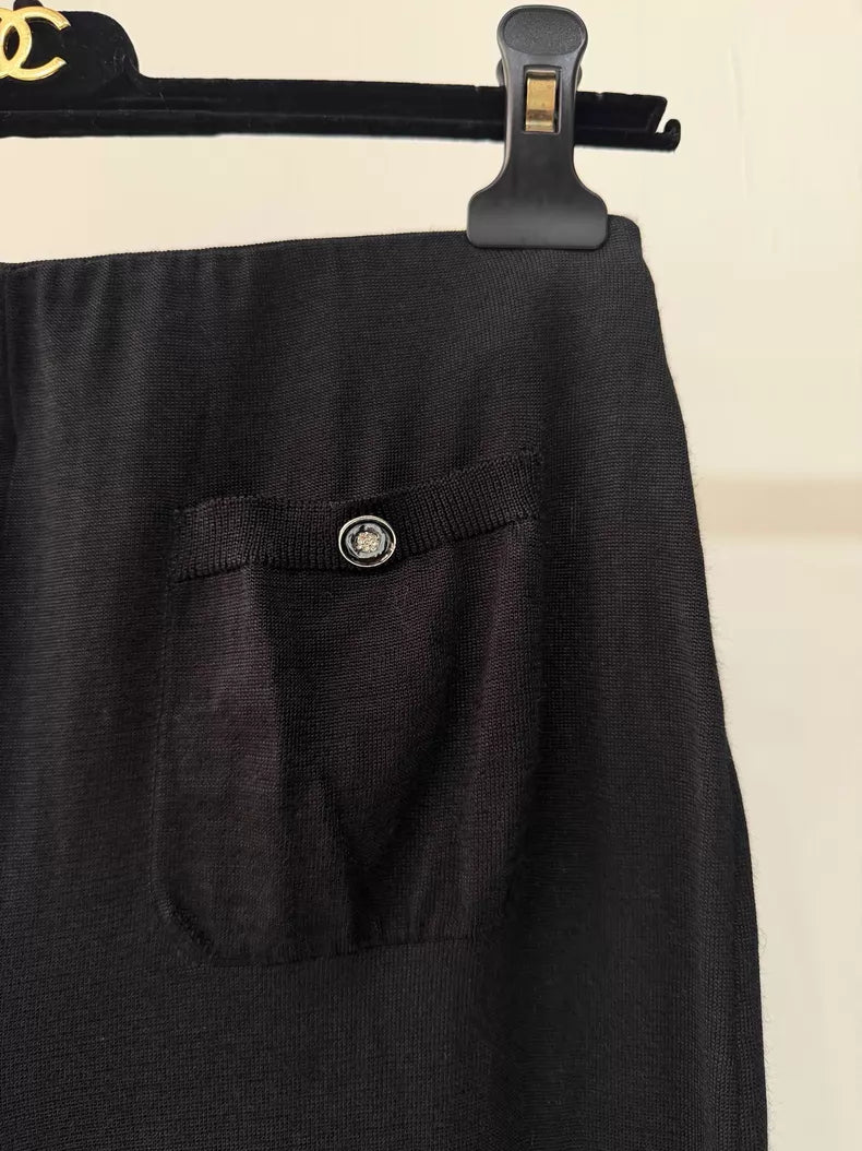 Chanel 23B black pant