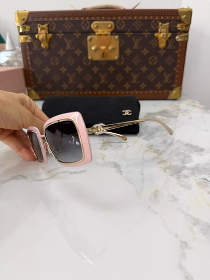 Chanel pink CC sunglasses