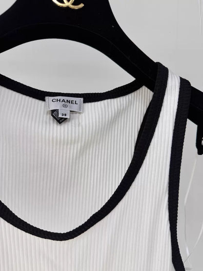 Chanel 26P white Tope
