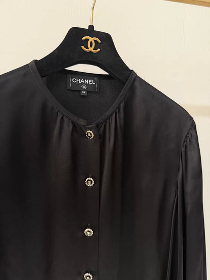 Chanel 25K black Satin Shirt