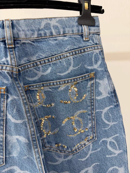 Chanel CC logo light blue jeans