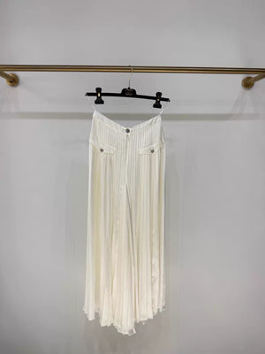 Chanel 25A beige silk skirt