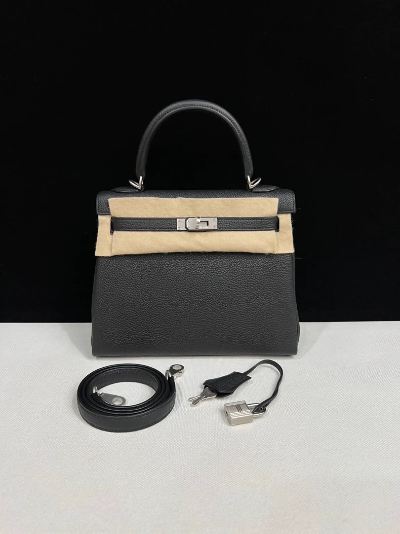 Hermes Kelly 25 black togo leather brushed palladium hardware