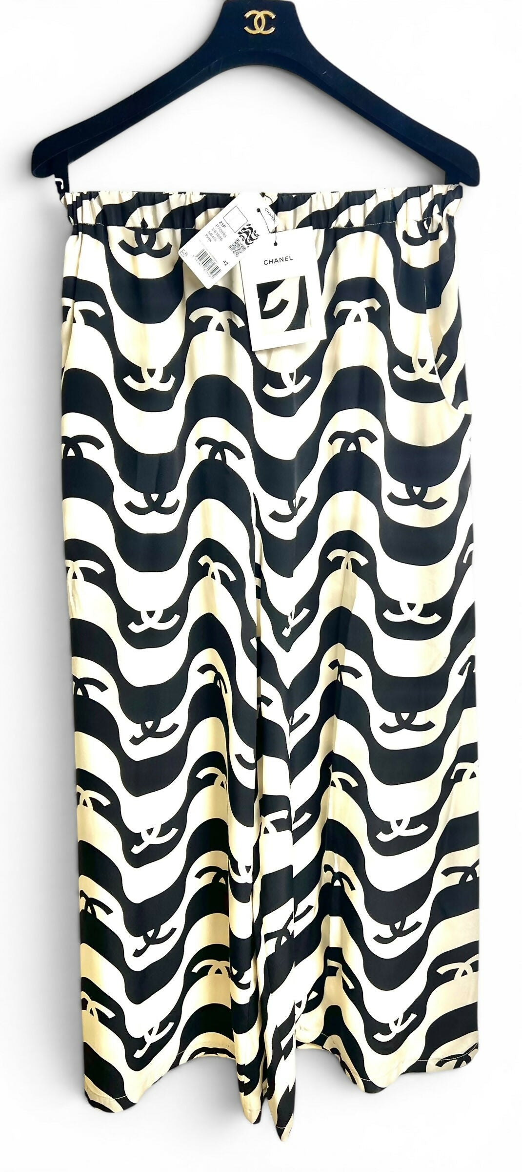 Iconic Chanel 21P CC Wave Black Ecru Silk Wide Leg Pants FR 42