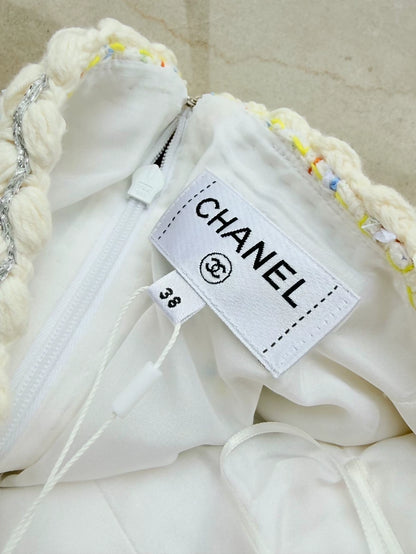 Chanel 25C white Tweed Mini Skirt