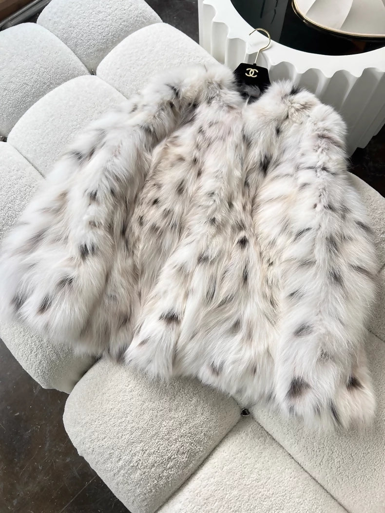 Vintage Pure white Canadian cat lynx fur coat