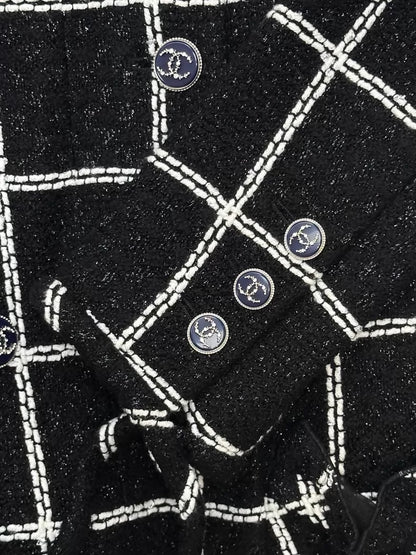 Chanel 20S black and white jacket