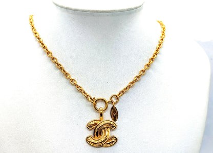 Chanel Vintage 81-85 Gold Plated Quilted Coco Mark Necklace