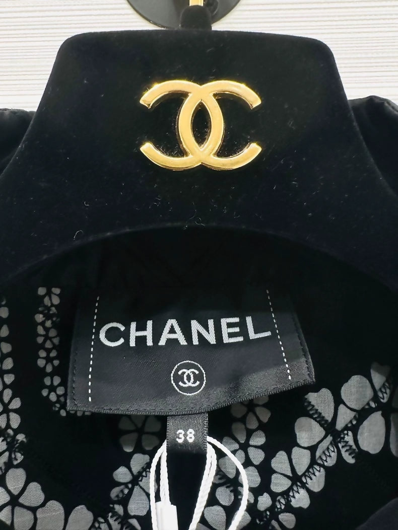 Chanel 25M black hooded jacket