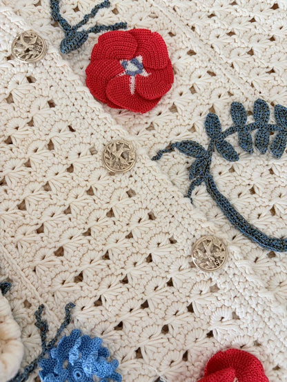 Chanel 2010 Floral Embroidery ecru Knit cardigan