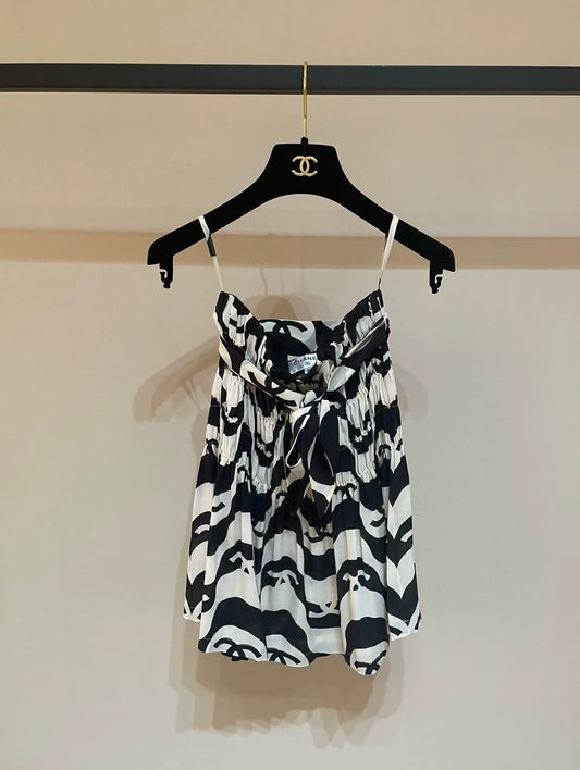 Chanel 21P double C pattern black and white skirt with bow and ribbon