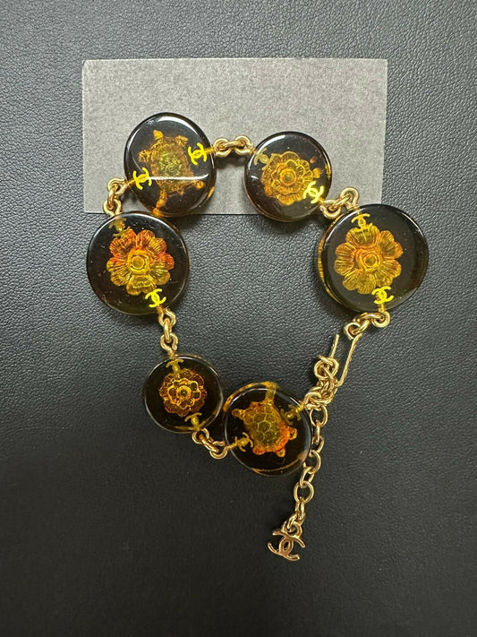 Chanel Vintage 98A Acrylic Dark Brown Turtle & Camellia Tortoise Shell Bracelet