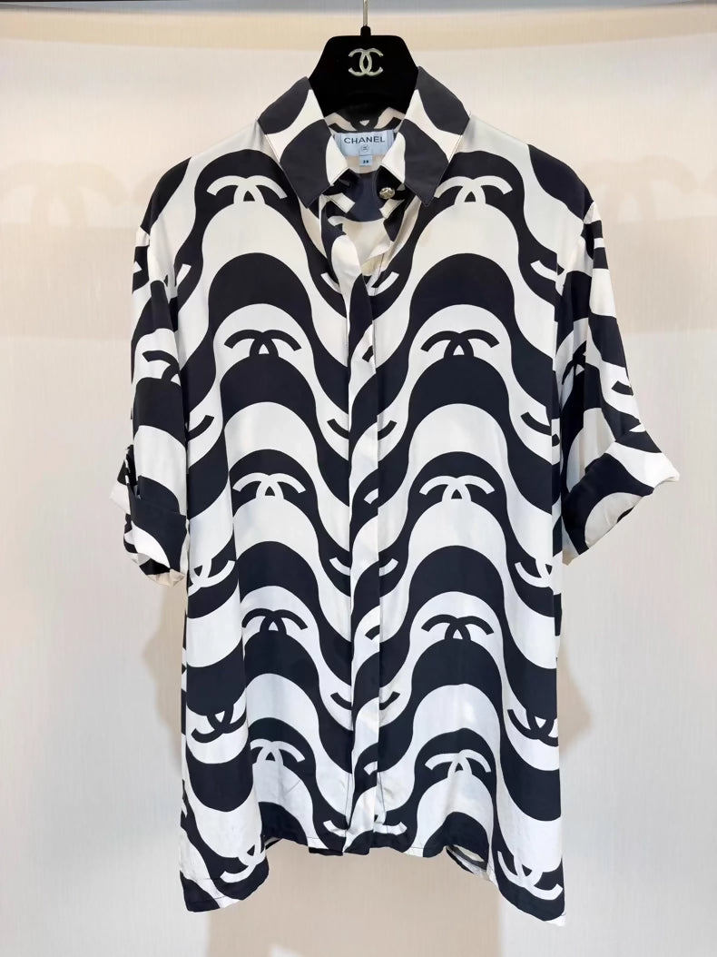 Chanel 21p black and white wavy pattern short-sleeved T-shirt