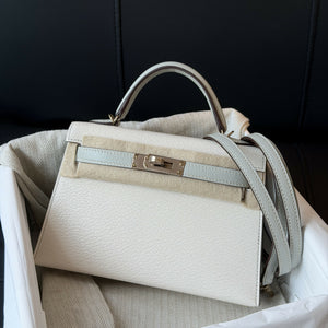 Hermès Mini Kelly 20 Nata / Cream White & Gris Perle / Pearl Grey Special Order (HSS) Agneau / Chevre Leather with Permabrass / Light Gold Hardware