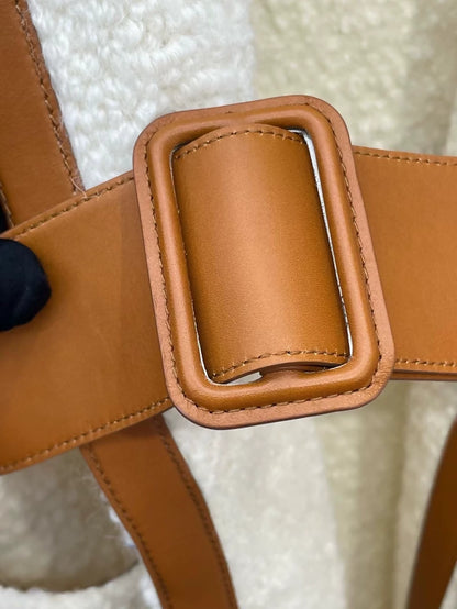 Loropiana wool coat with leather belt