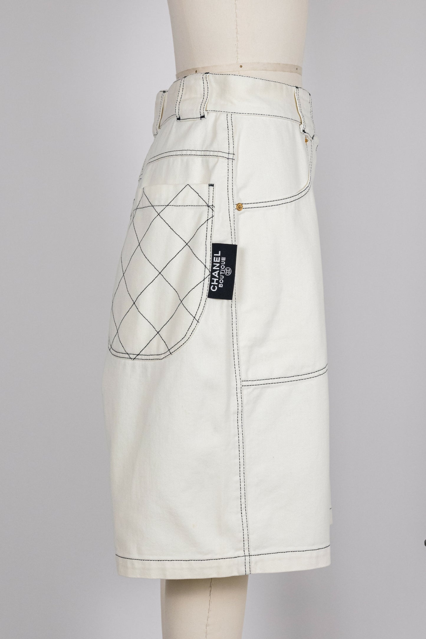 Chanel Vintage White High-Waisted Shorts