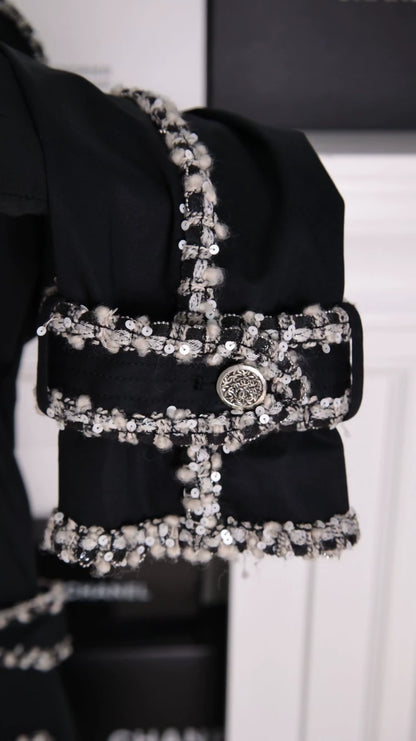Chanel Spring/Summer 2004 Runway Black and White Tweed Coat