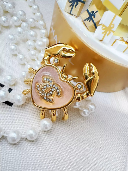 Chanel 25c pink crystal crab double C brooch