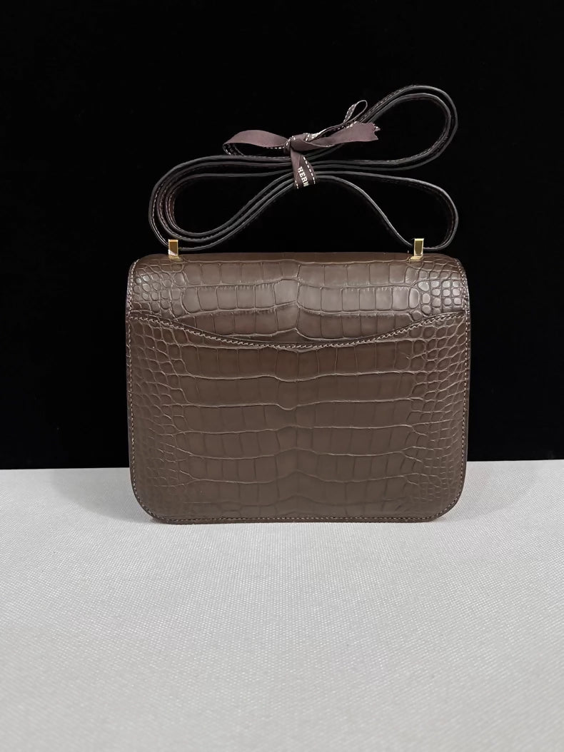 HERMES Constance 19C Grey Matte Alligator Leather gold hardware
