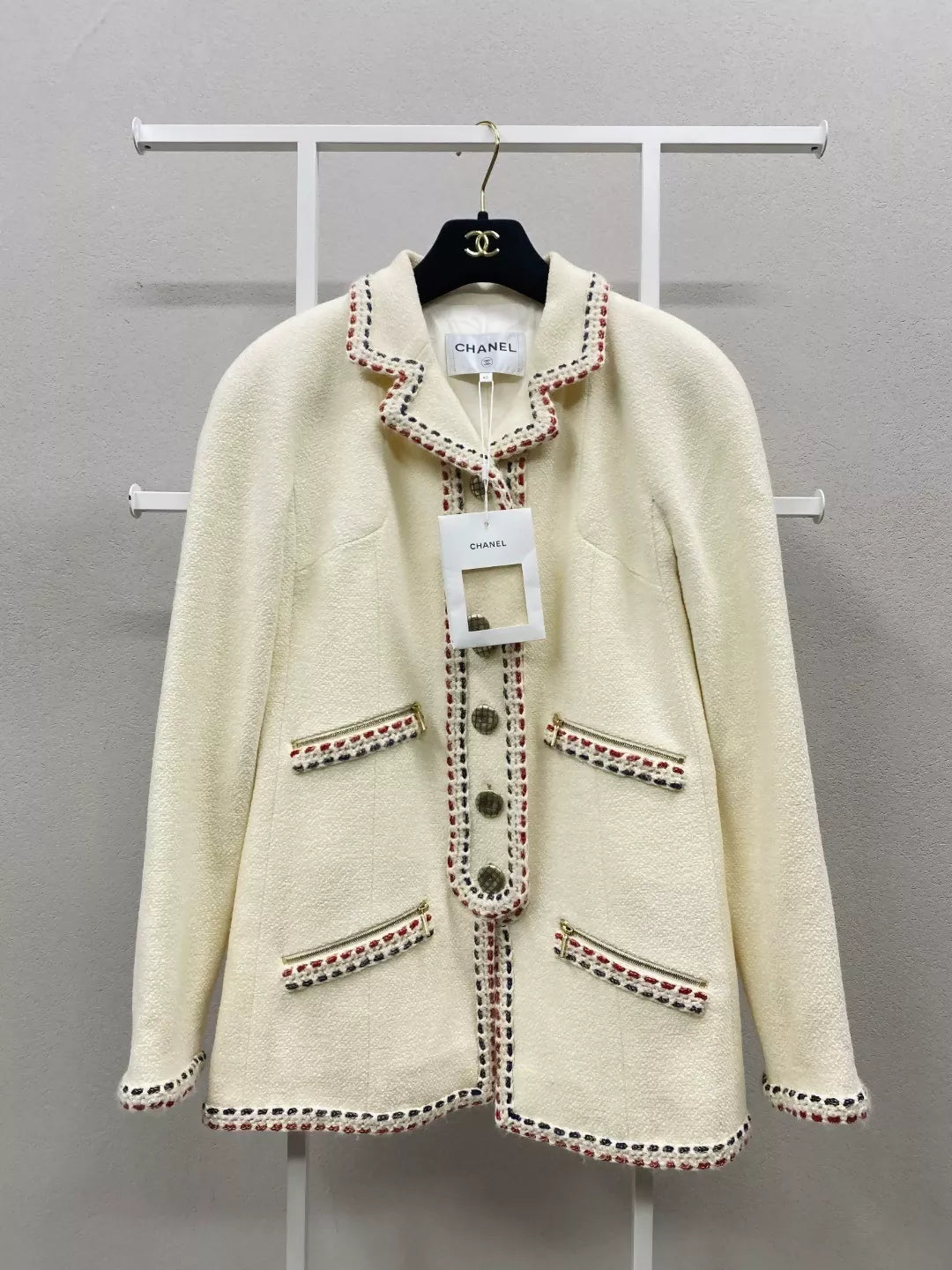 Chanel 18 beige tweed jacket