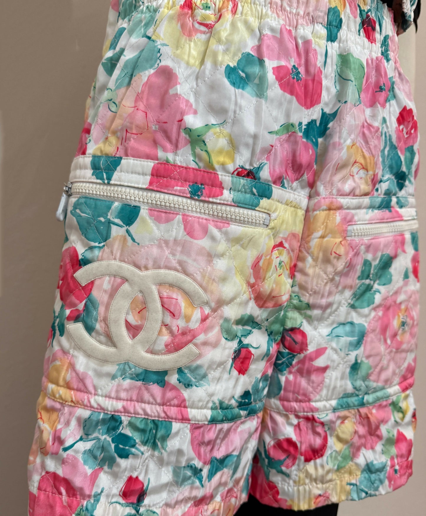 Chanel 1994 Cruise Vintage Multicolor Quilted Floral Print Sleeveless Vest and Shorts Set