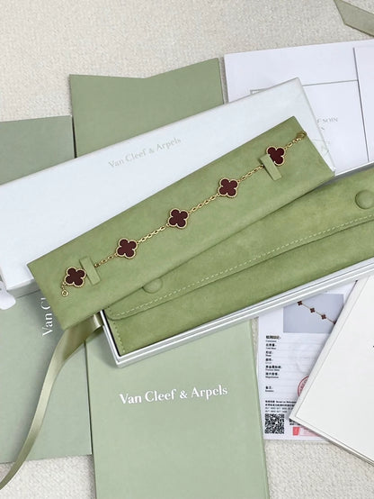 Van Cleef & Arpels carnelian five-flower bracelet