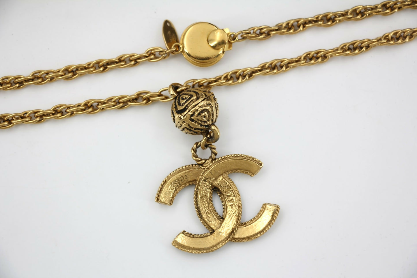 Chanel Vintage 85 Gold-Plated Ball CC Long Necklace