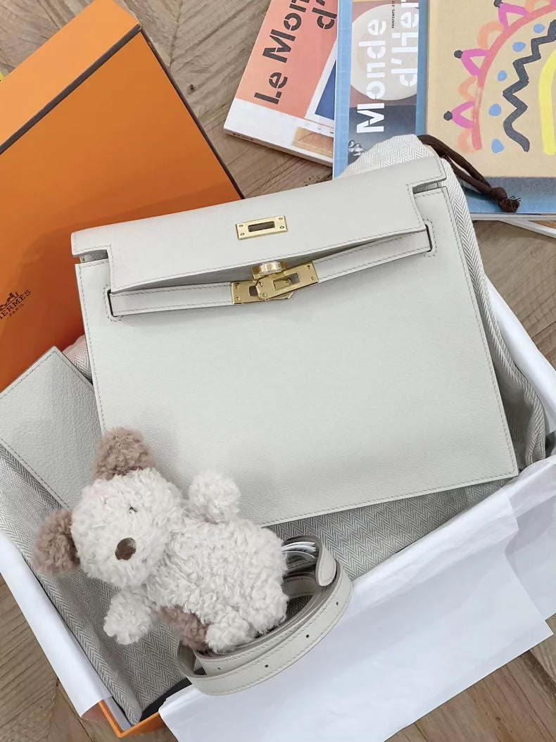 Hermès Kelly Danse White Beton 8L with Gold hardware
