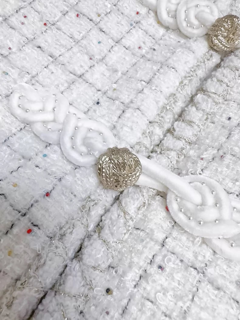 Chanel 25A ecru White Tweed Jacket – Wararni.com