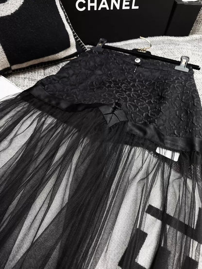 Chanel 25K black silk shorts/wide-leg pants