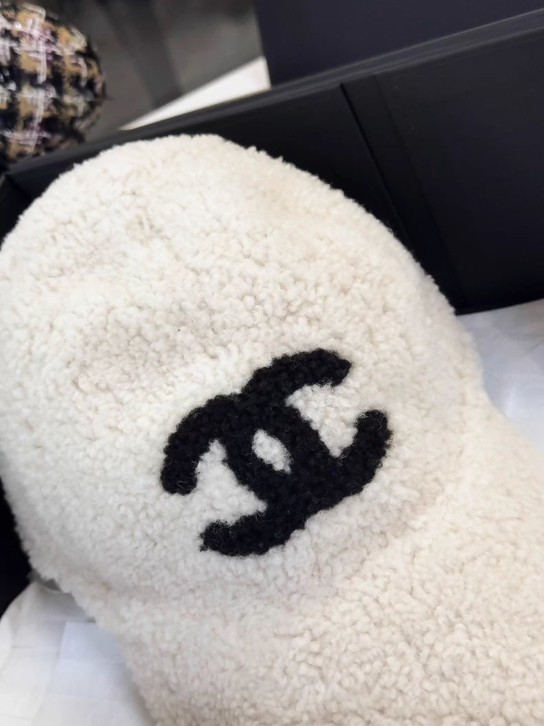 Chanel 25b off-white and black double C logo shearling baseball cap