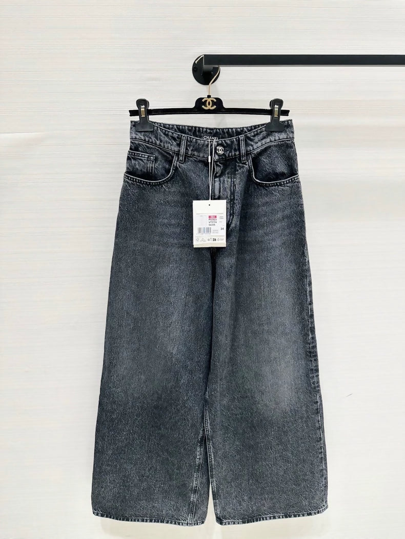 Chanel 26a popular black wide-leg jeans, F34/F36,
