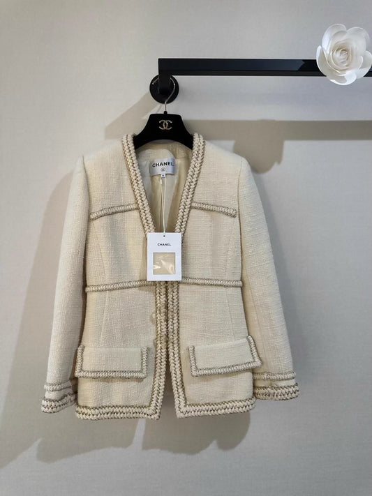 Chanel 17A ecru tweed jacket