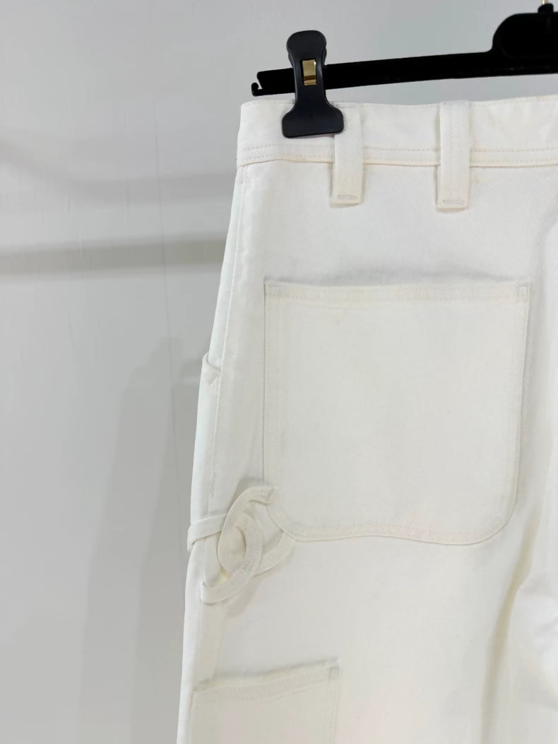 Chanel 26p white jeans