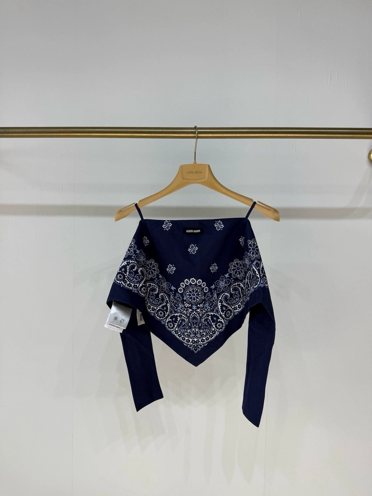MiuMiu 25 spring and summer off-shoulder top