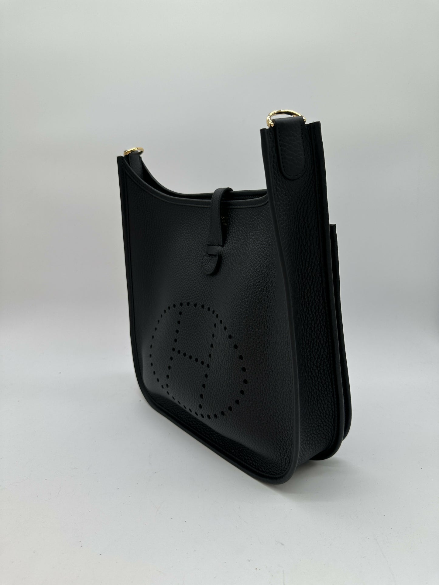Hermès Evelyne III 29 Black GHW Stamp K