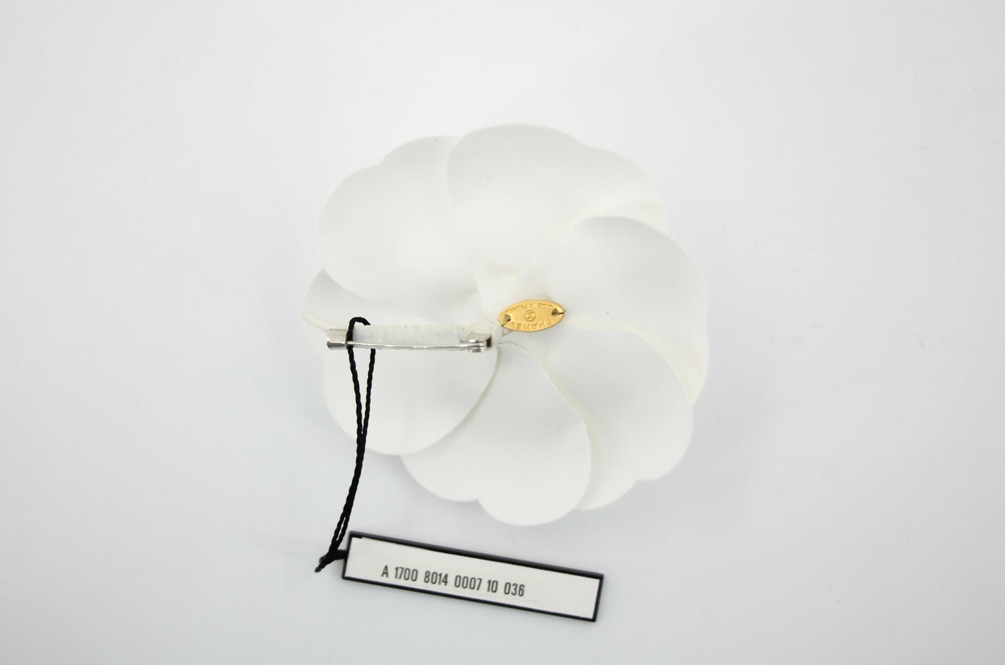 Chanel Vintage 81-85 White Silk Camellia Brooch