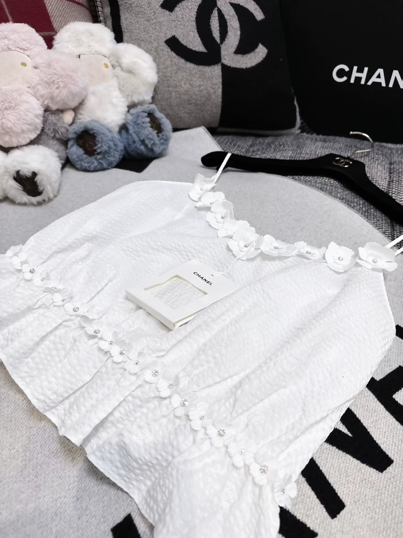 Chanel 26C white 3D floral ruffled logo camisole top