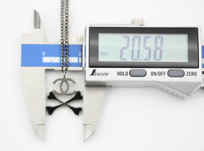 Chanel Vintage 03A Enamel Black Skull Grey CC Necklace