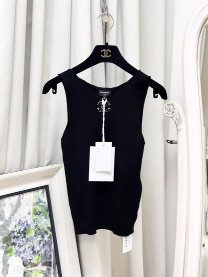 Chanel 22K Double C Black top