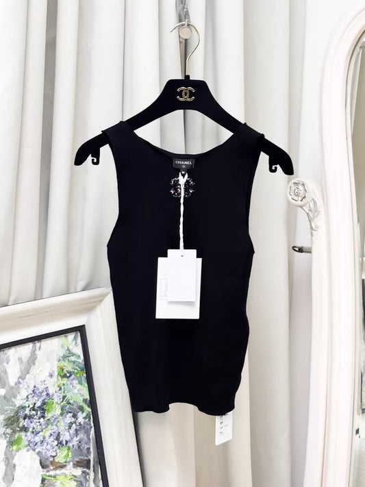 Chanel 22K Double C Black top